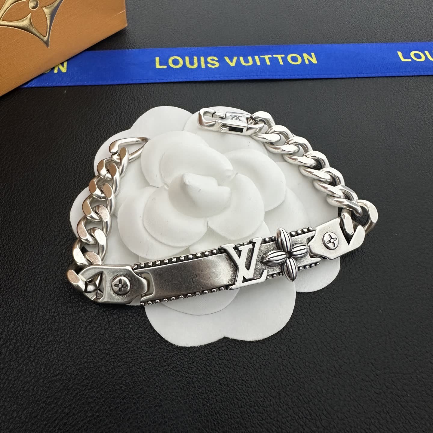 Louis Vuitton LV Bracelet